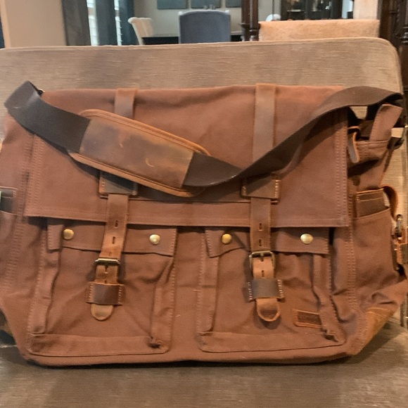 Canvas and leather messenger bag - Picture 5 of 12